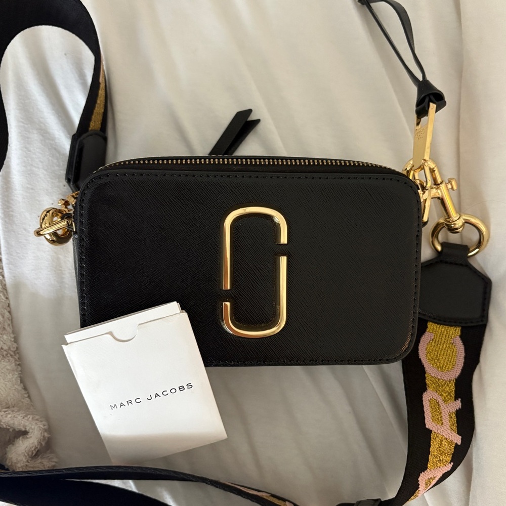Marc Jacobs camera bag